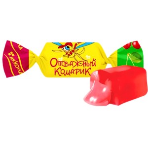 Конфеты Отважный комарик в новогоднем наборе с печеньем-сэндвичем