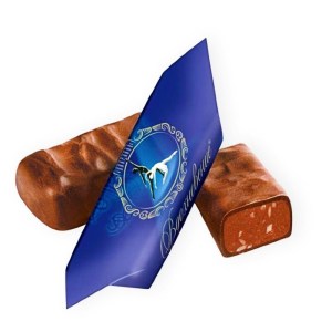 Конфеты Вдохновение в новогоднем наборе с сахарным печеньем